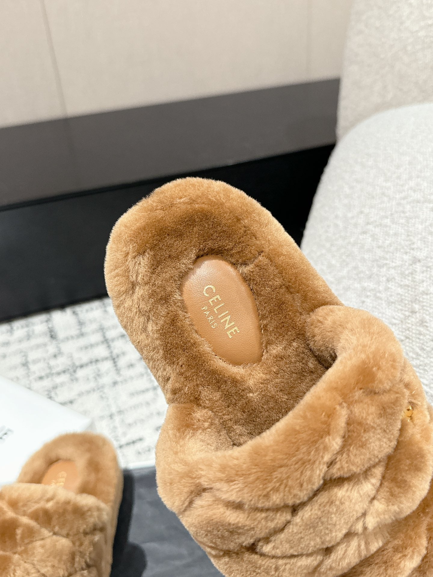 DAD SANDAL MULE IN CAMEL BROWN SHEARLING