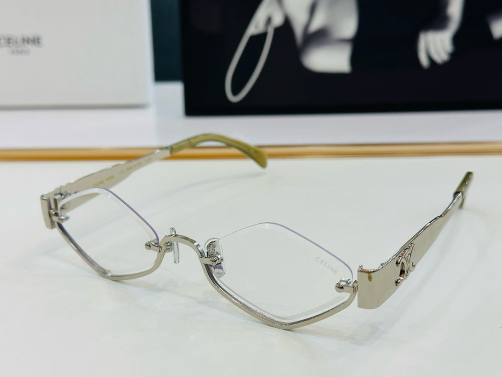 TRIOMPHE SEMI-RIMLESS SUNGLASS CL42117U IN METAL OCTAGON LENSES