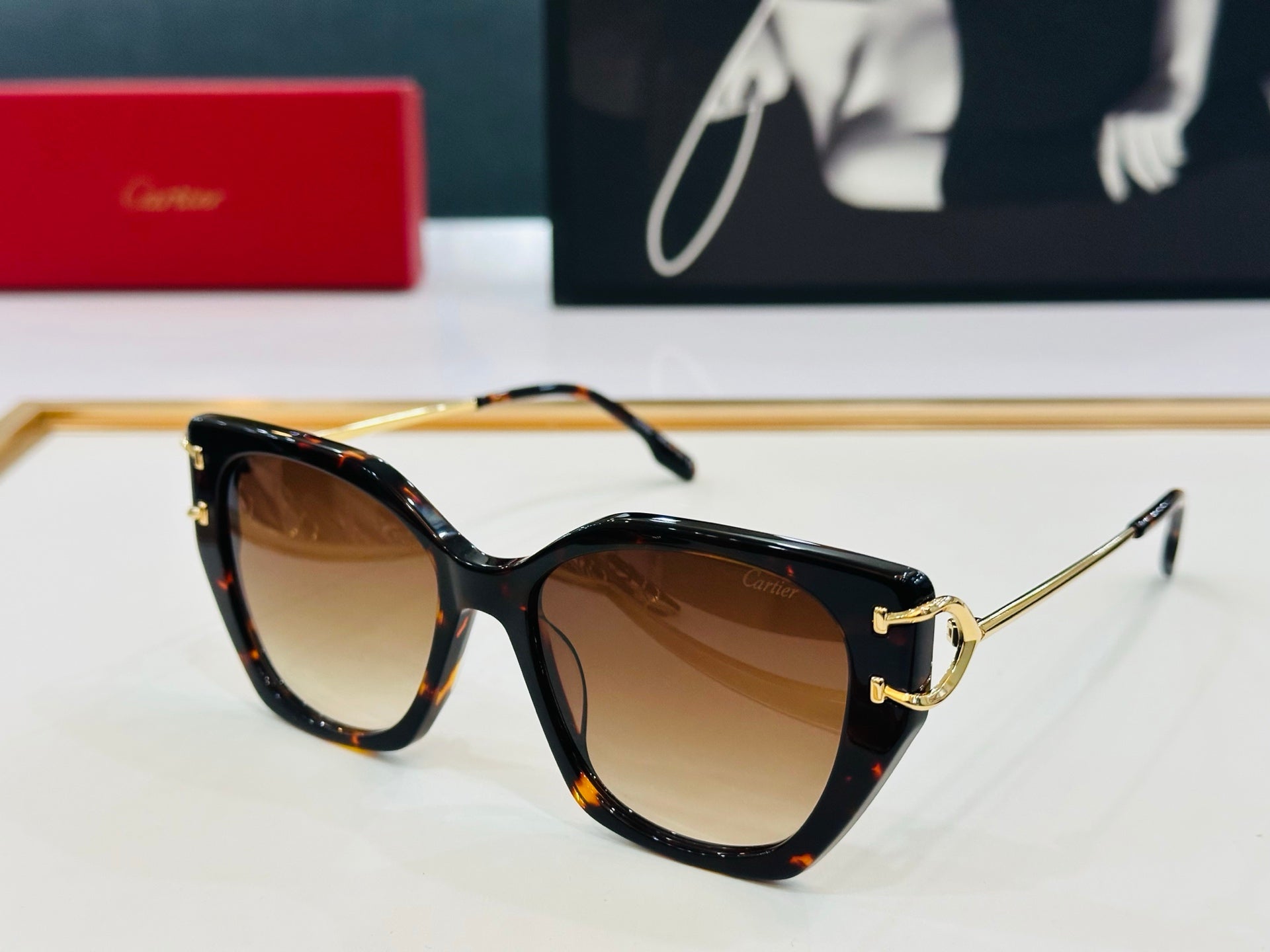 C DE BUTTERFLY FRAME SUNGLASSES 530154 IN METAL AND ACETATE