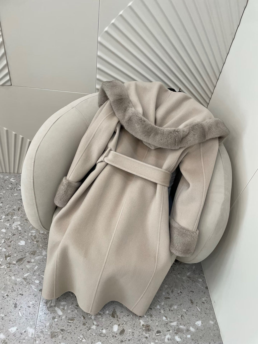 MAX MARA 25S HOODED LONG CASHMERE COAT 039