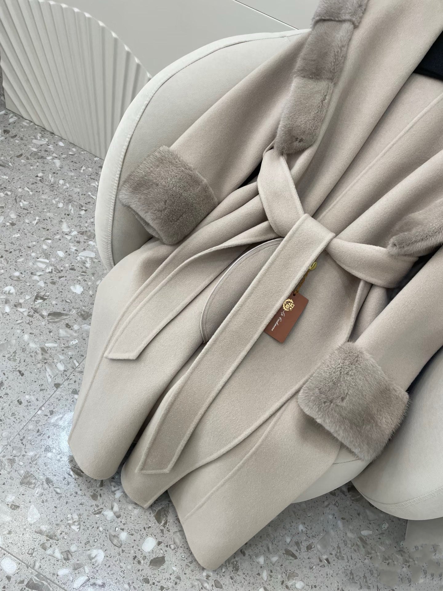 MAX MARA 25S HOODED LONG CASHMERE COAT 039