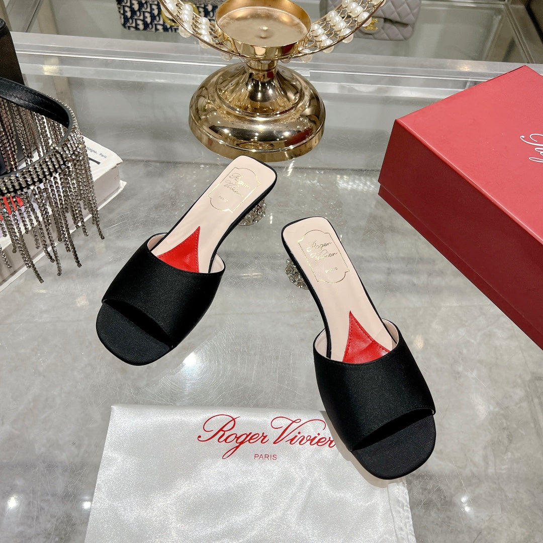 CRYSTAL HEEL MULE IN BLACK SILK