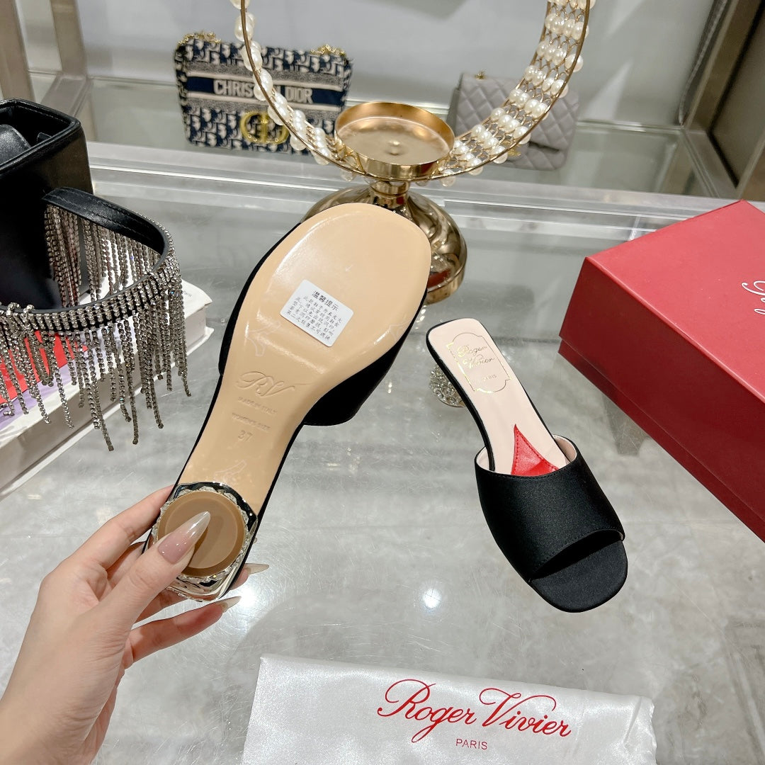 CRYSTAL HEEL MULE IN BLACK SILK