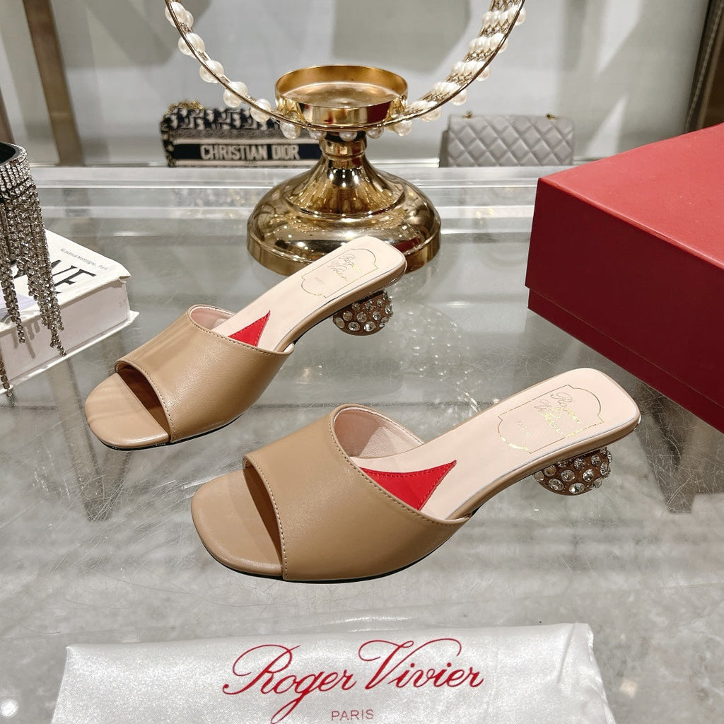 CRYSTAL HEEL MULE IN CAMEL BROWN CALFSKIN