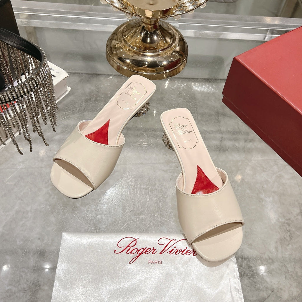 CRYSTAL HEEL MULE IN WHITE CALFSKIN