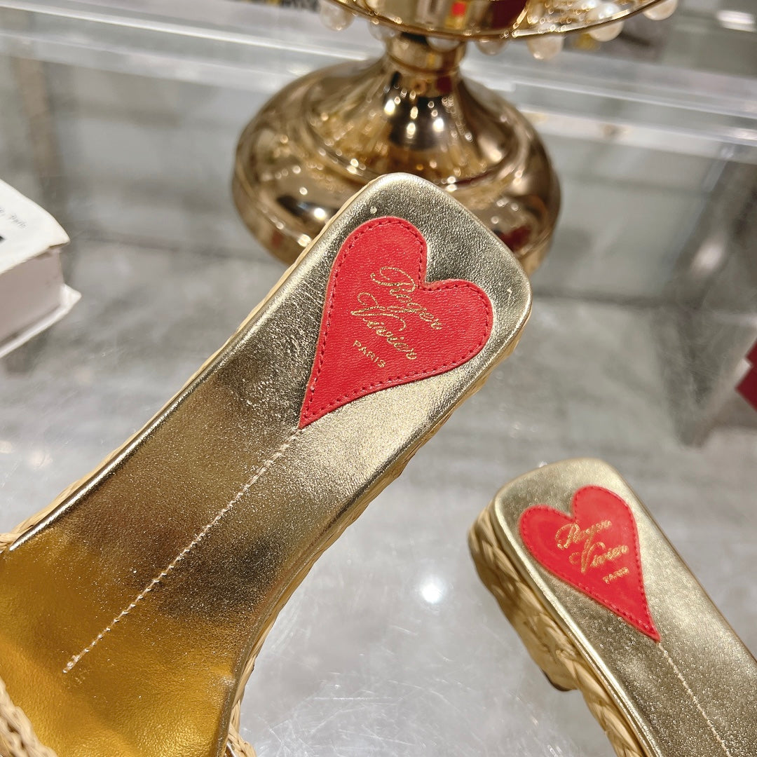 ESPADRILLES MULES IN BEIGE RAFFIA