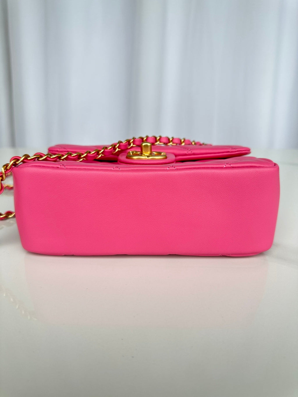 CC SMALL 20 FLAP BAG IN DEEP PINK CALFSKIN
