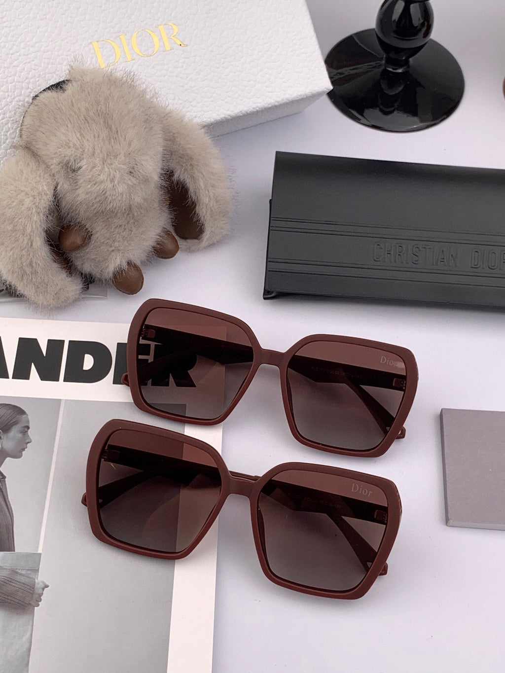 MONTAIGNE SUNGLASS D7732 IN BROWN ACETATE