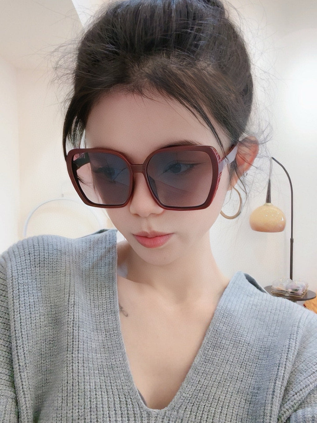 MONTAIGNE SUNGLASS D7732 IN BROWN ACETATE