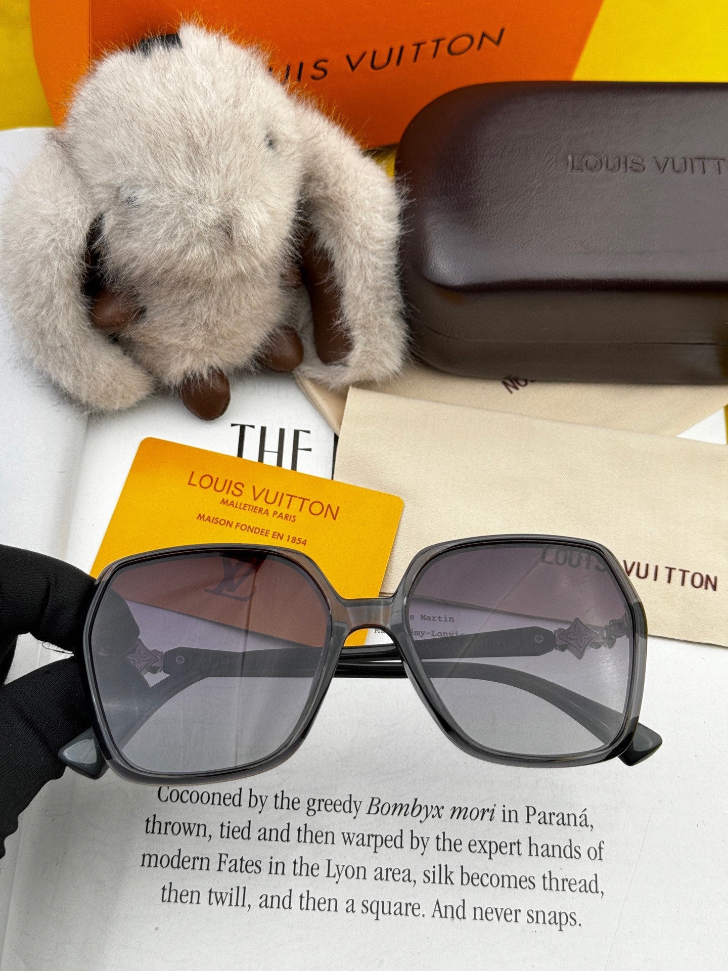 SQUARE SUNGLASSES L4612 IN ACETATE