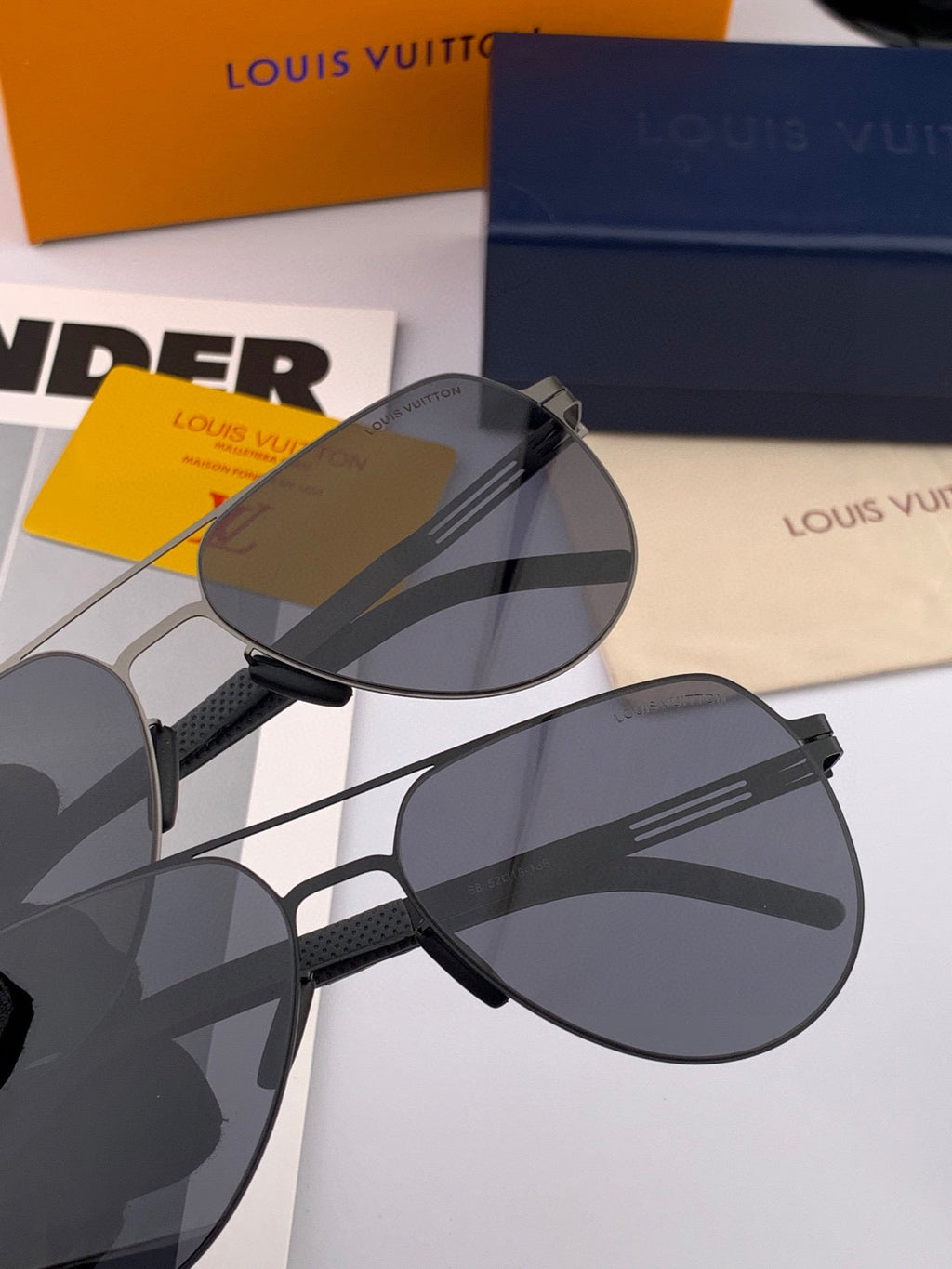 PILOT SUNGLASSES L186 IN METAL