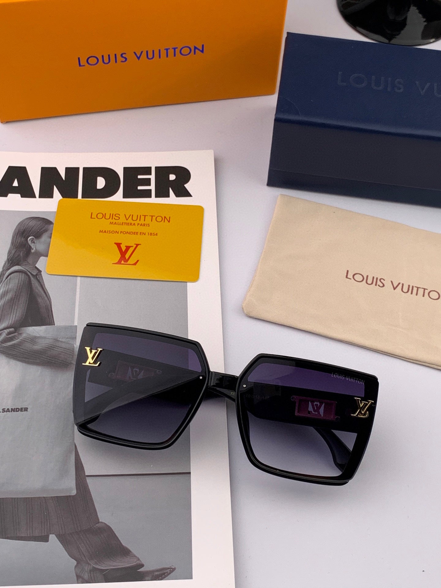 MONOGRAM SUNGLASS L3619 IN ACETATE FRAME