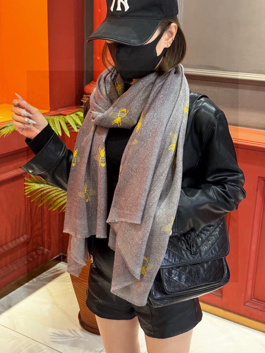 GUCCI 25S SCARF 200 IN CASHMERE SILK 692966