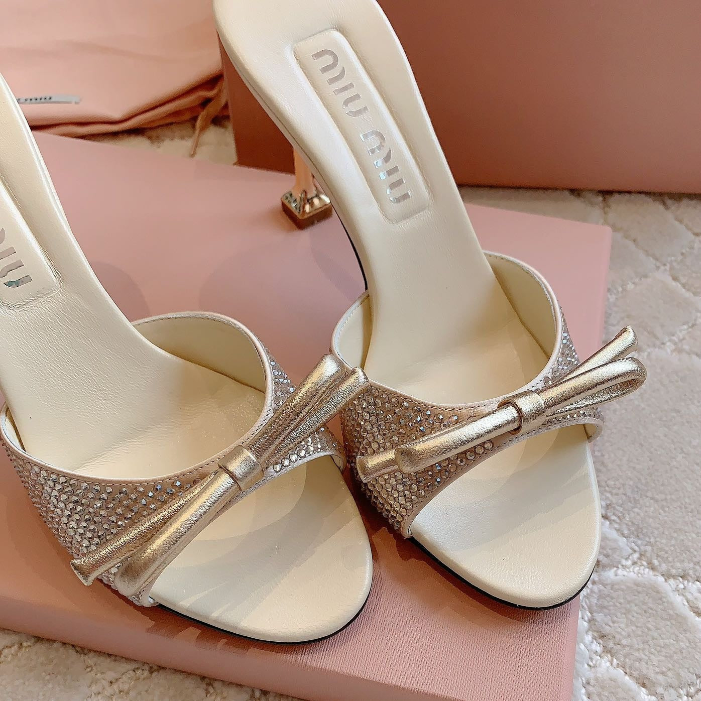 Champagne High - Heels Diamond Sheepskin