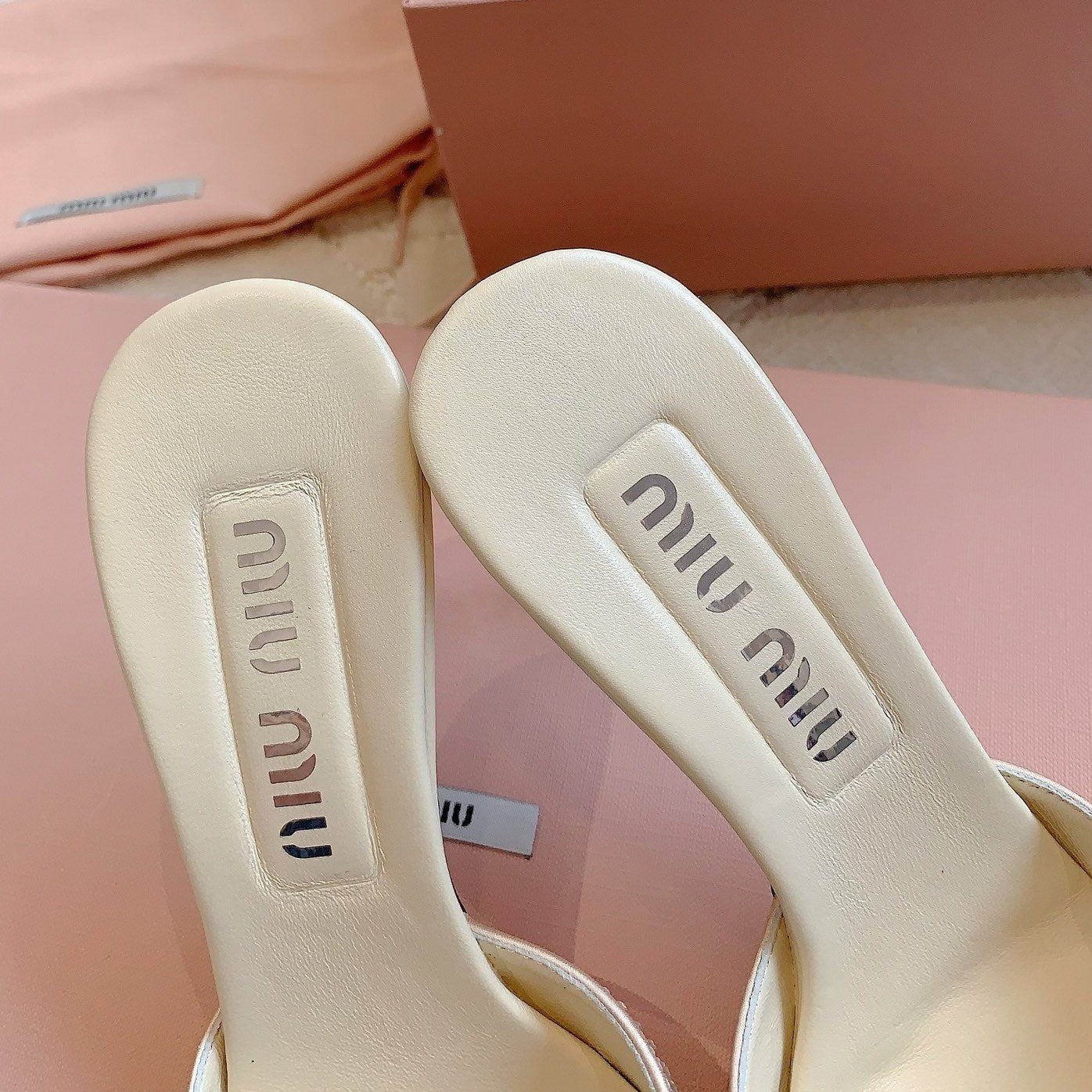 Champagne High - Heels Diamond Sheepskin