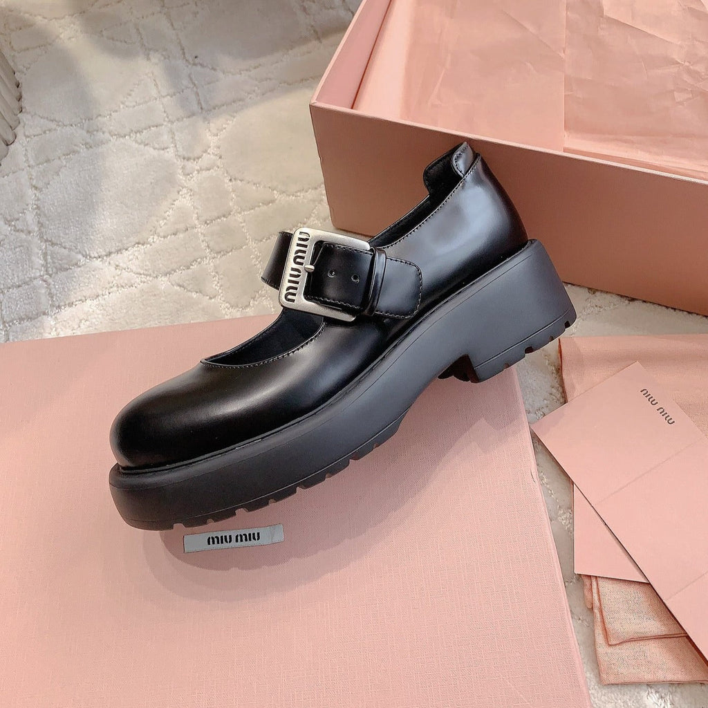 Loafer Black Cowhide With Cross-strap