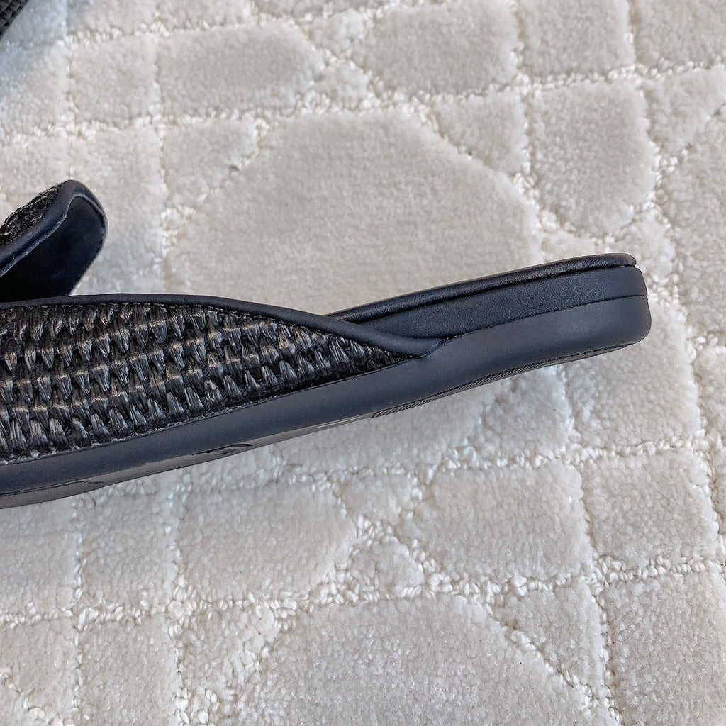 MULES SLIPPERS BLACK STRAW WOVEN