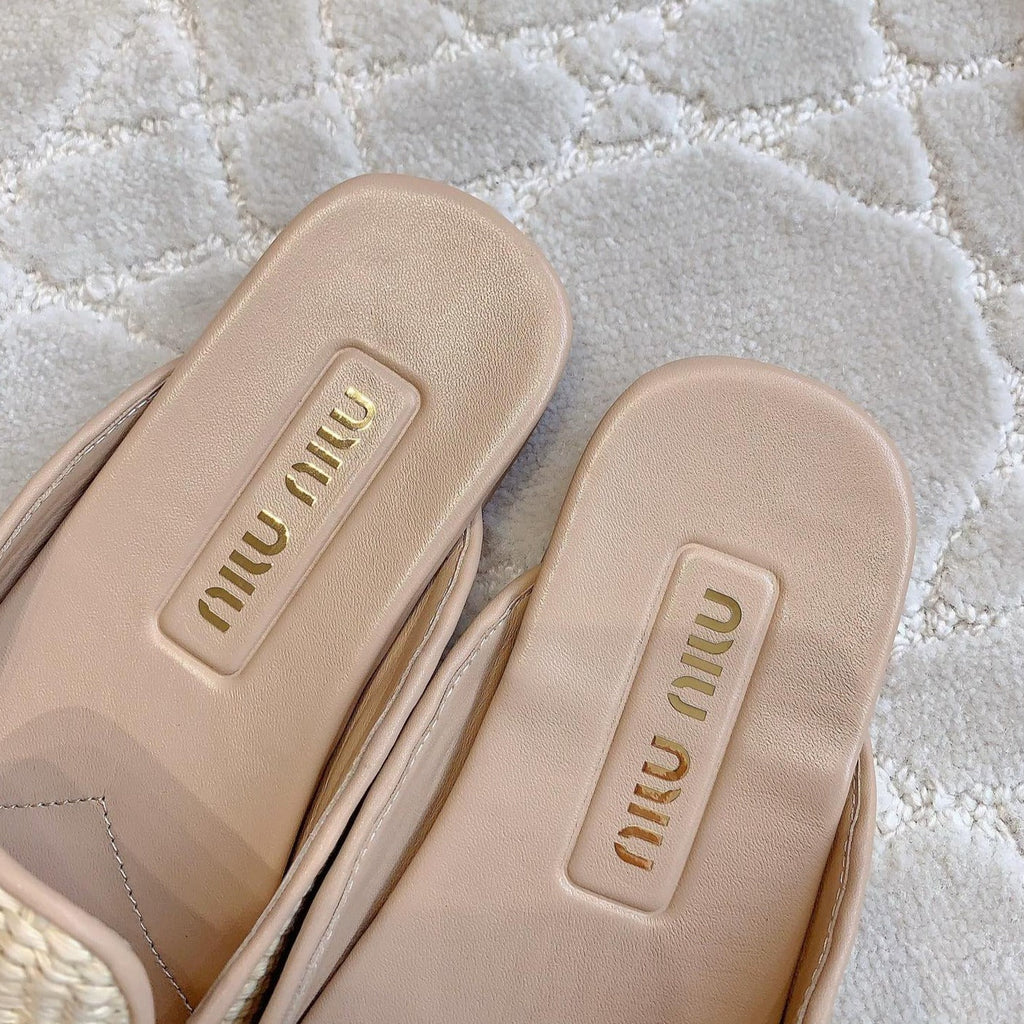 MULES SLIPPERS BEIGE COLOR STRAW WOVEN