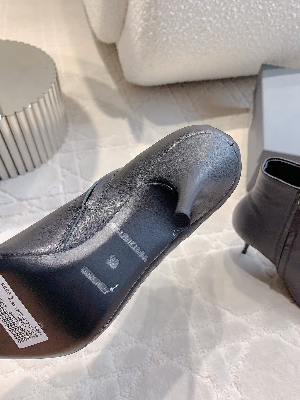 POINTED-TOE HIGH HEEL BOOTS IN BLACK SMOOTH LAMBSKIN