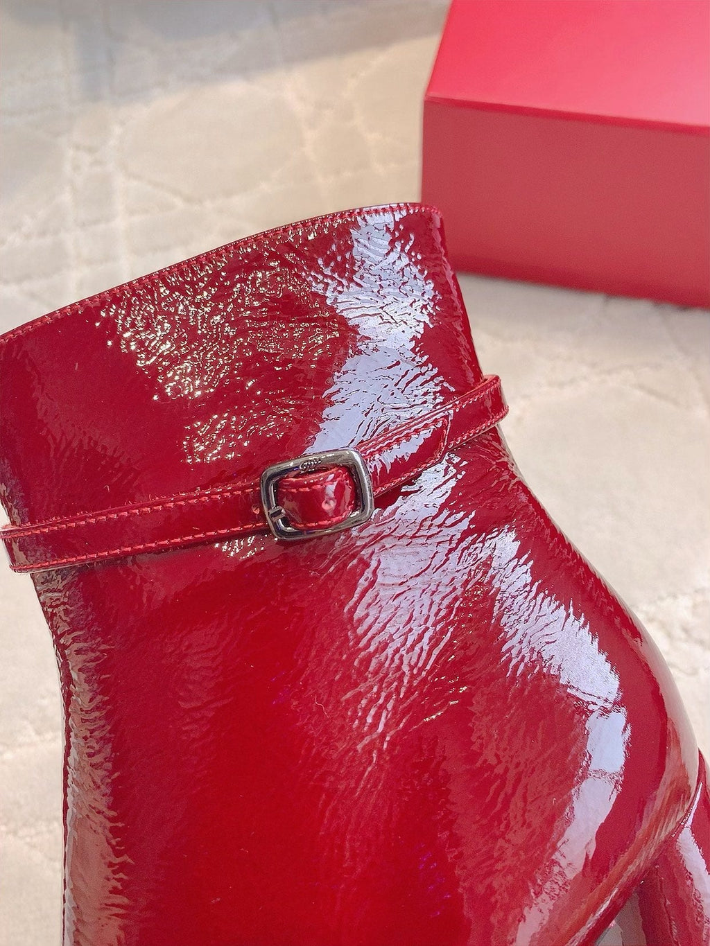 VIV' PODIUM BOOTIES IN RED GLOSSY LAMBSKIN