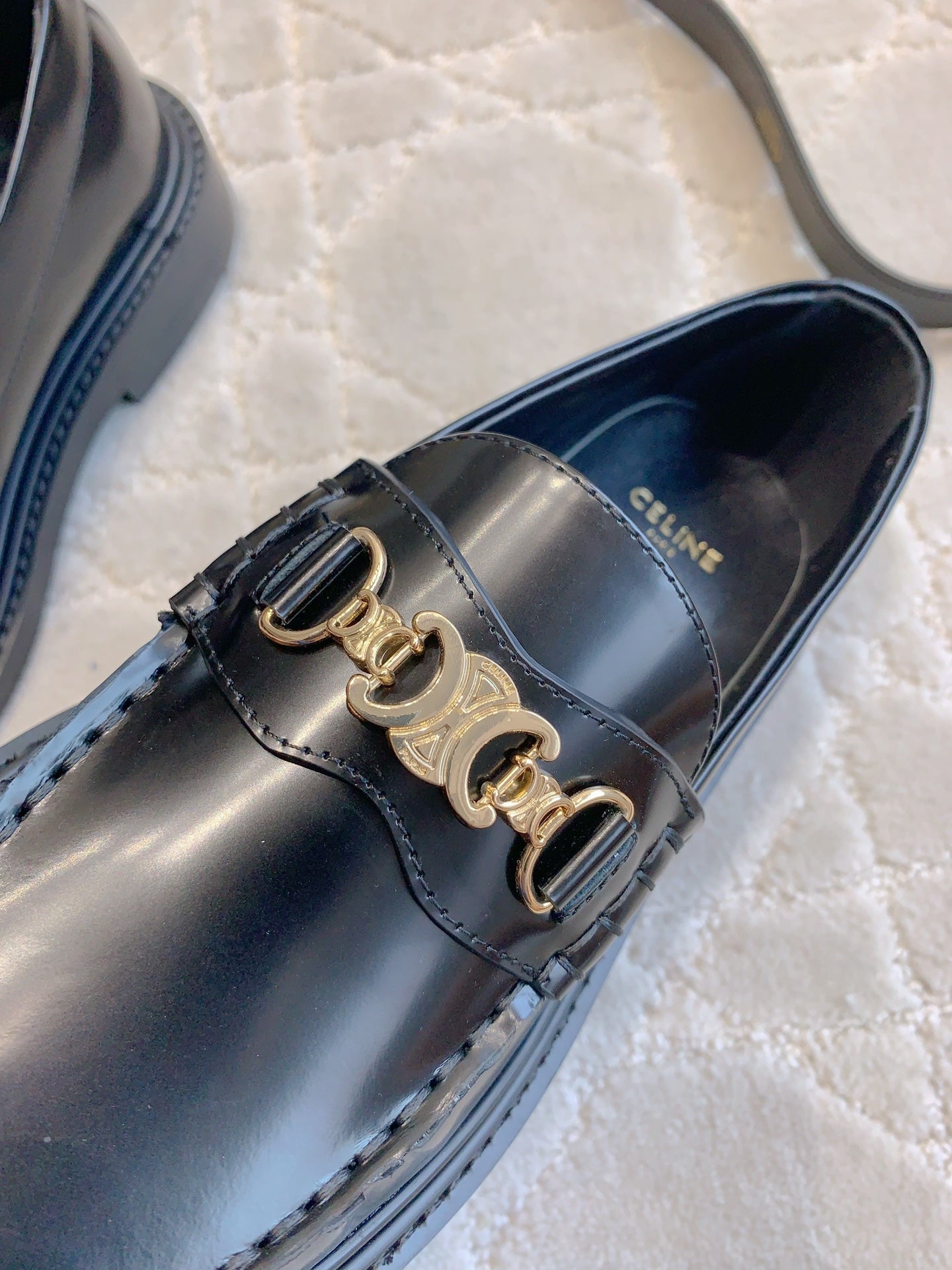 CHANEL 25S ARC DE TRIOMPHE LOAFERS IN BLACK SHINY CALFSKIN GOLD HARDWARE