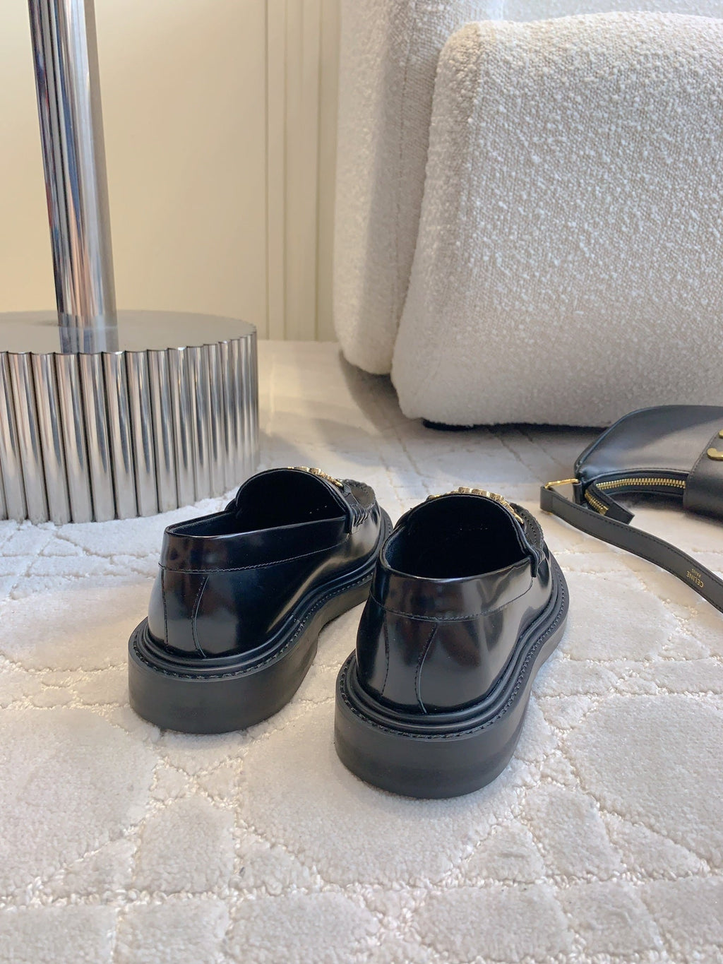 CHANEL 25S ARC DE TRIOMPHE LOAFERS IN BLACK SHINY CALFSKIN GOLD HARDWARE