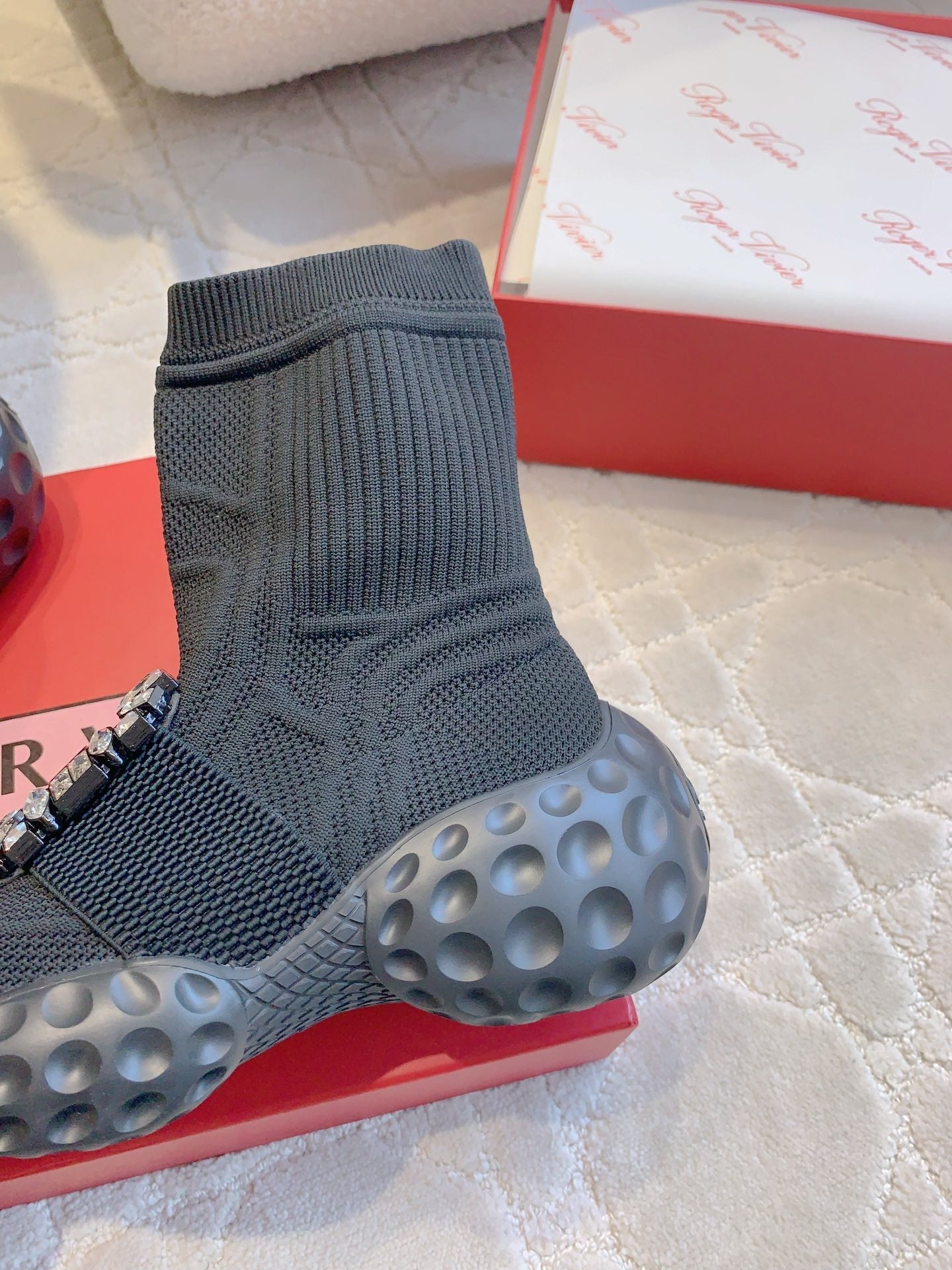 VIV' RUN LIGHT SOCKS ANKLE BOOTS IN BLACK FABRIC STRASS BUCKLE