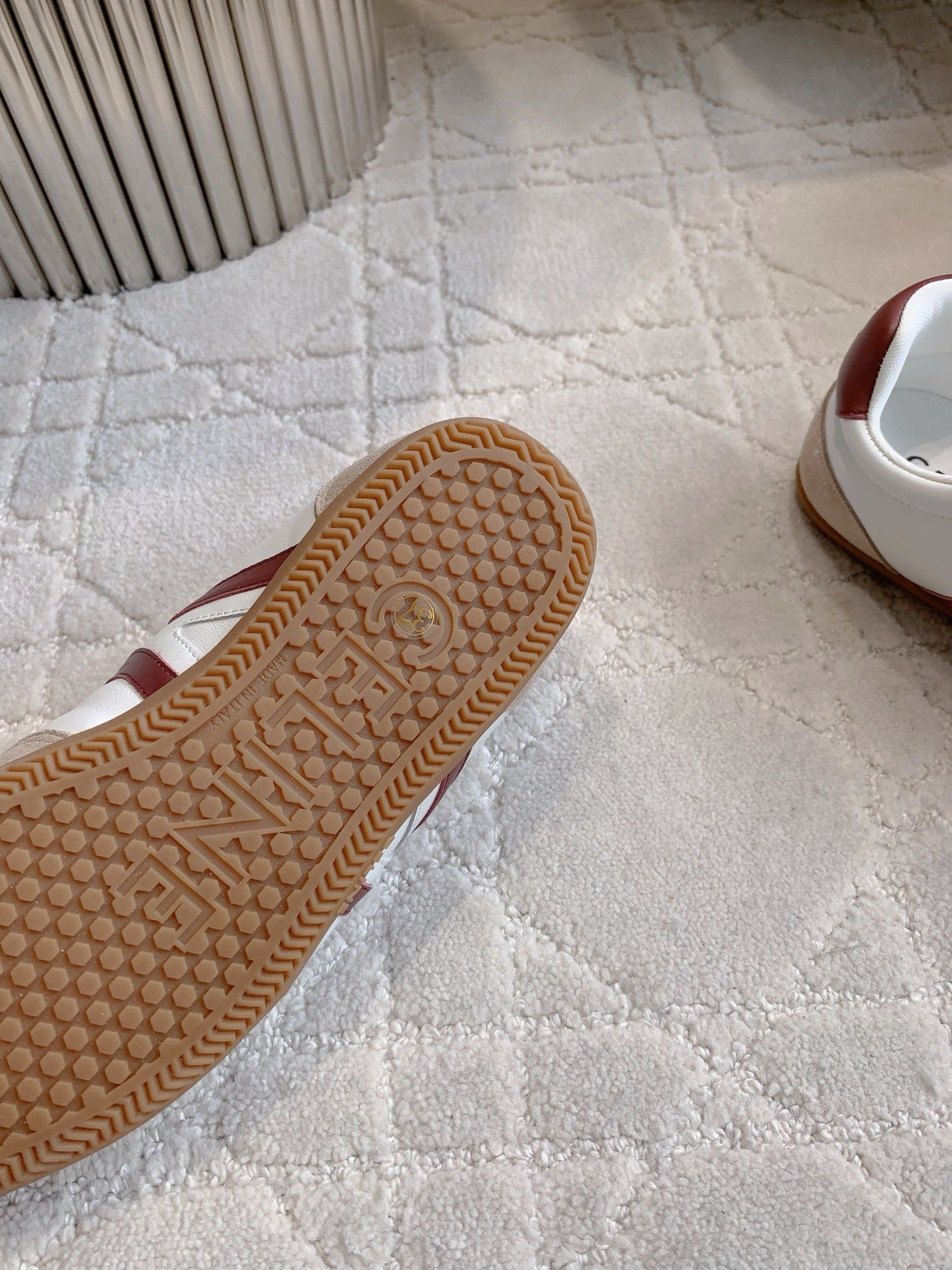 CELINE 25S JOGGER LOW LACE UP SNEAKER IN WHITE BEIGE RED CALFSKIN AND SUEDE