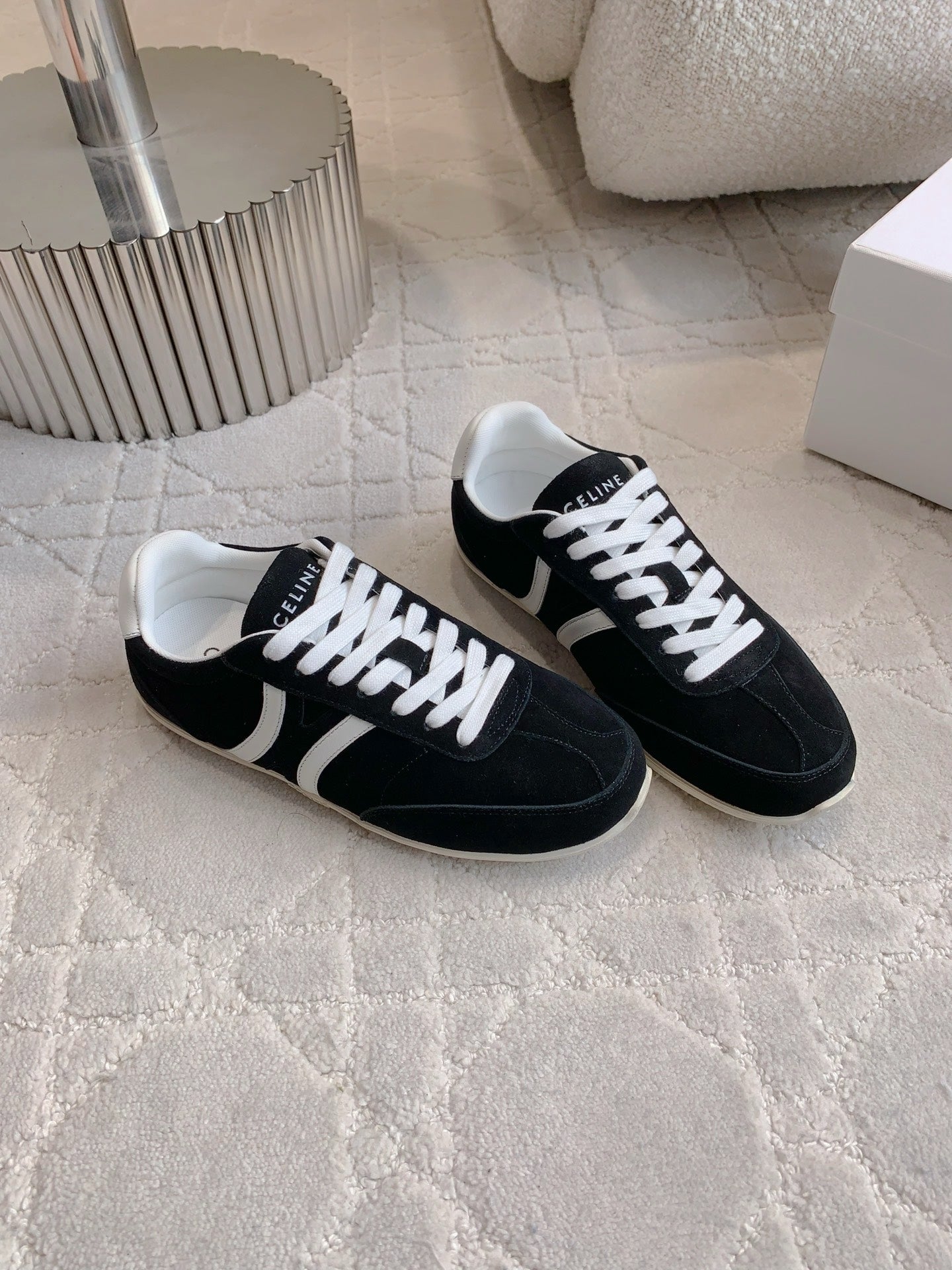 CELINE 25S JOGGER LOW LACE UP SNEAKER IN BLACK CALFSKIN AND SUEDE