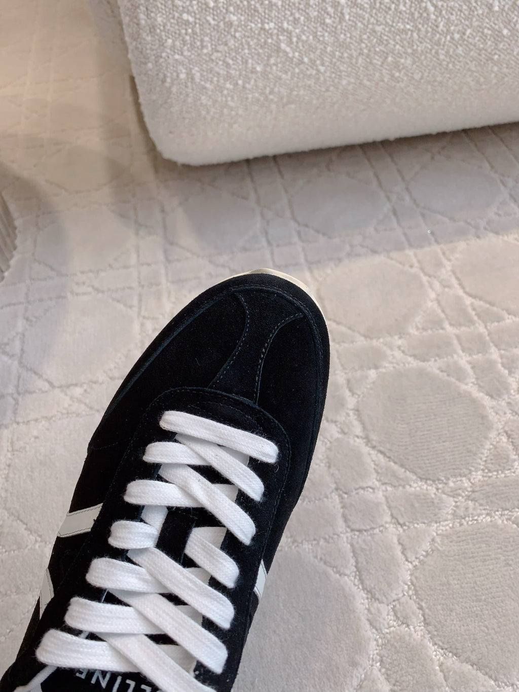 CELINE 25S JOGGER LOW LACE UP SNEAKER IN BLACK CALFSKIN AND SUEDE