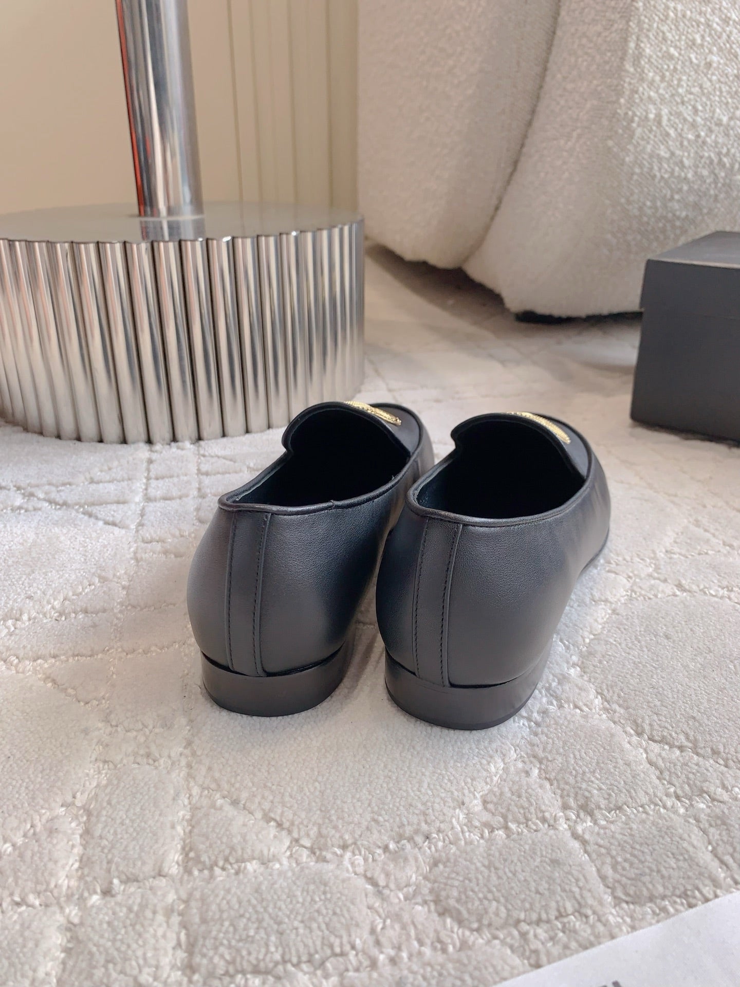 CHANEL 25S LOAFERS WITH LARGE LOGO IN BLACK CALFSKIN GOLD HARDWARE