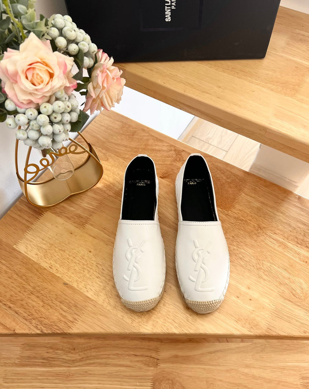 SL YVES EMBOSSED LOGO SLIP ON WHITE AND BLACK CALFSKIN