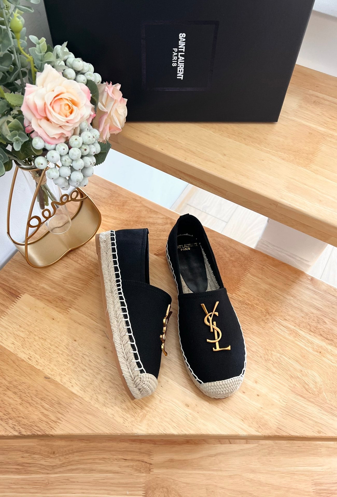 SL YVES LOGO SLIP ON BLACK CANVAS
