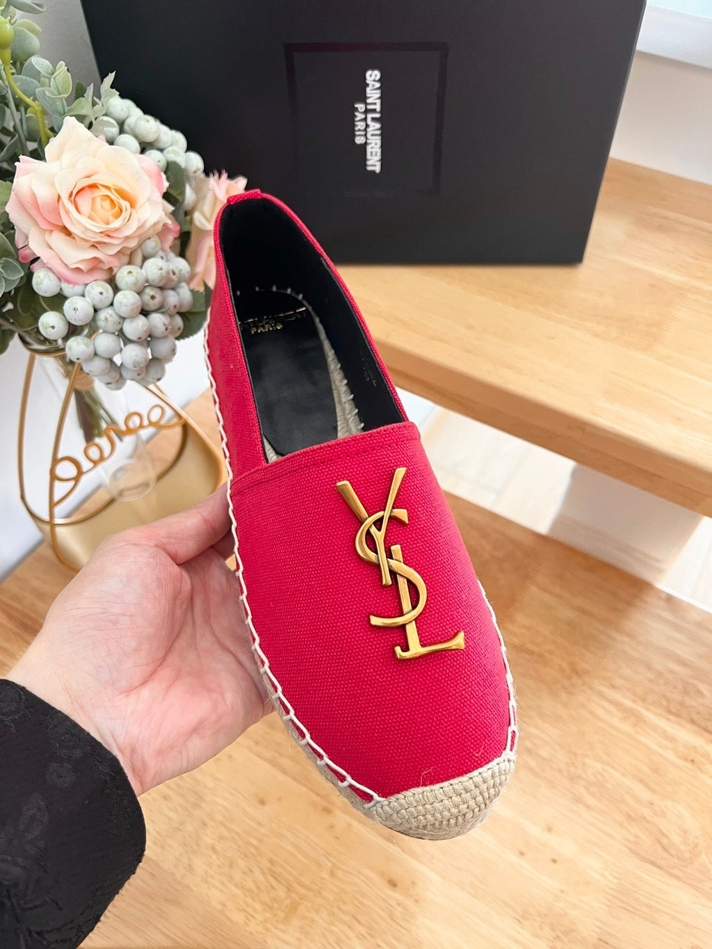 SL YVES LOGO SLIP ON RED CANVAS