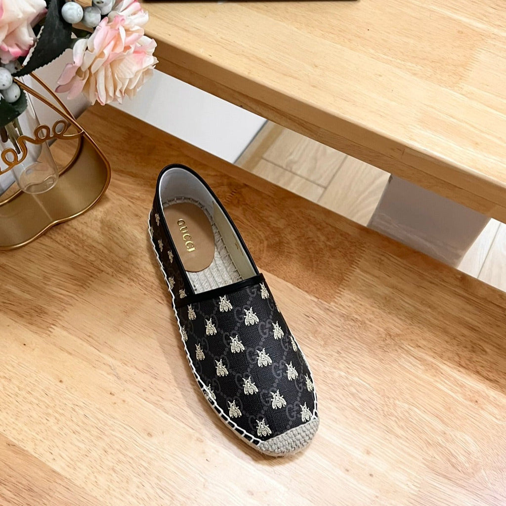 GG  Supreme Flat Shoes Black Caro