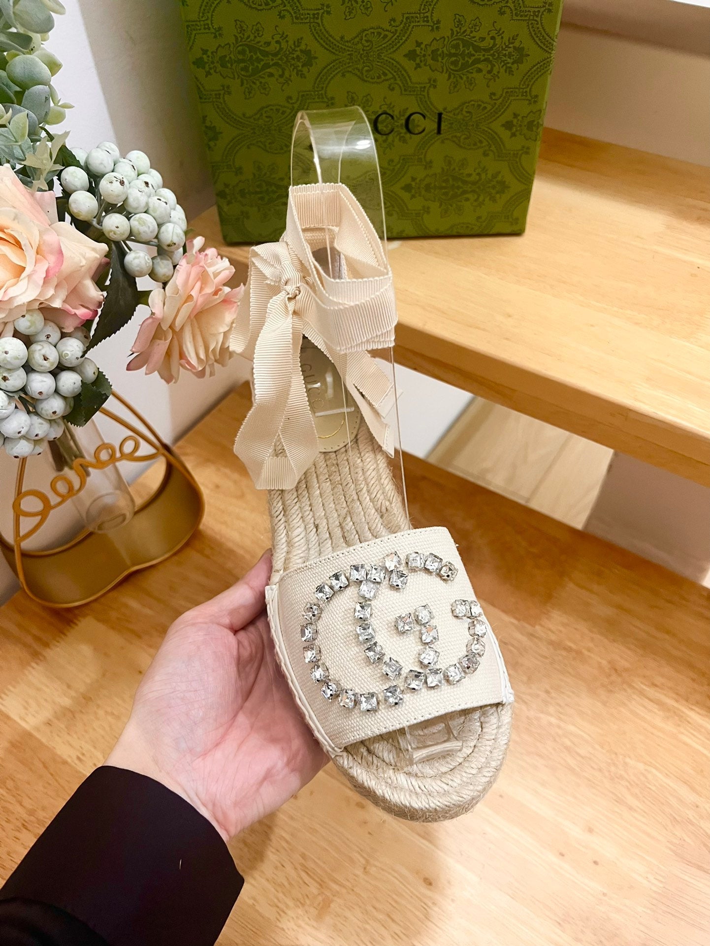 PLATFORM WITH RHINESTONE LOGO IN CREAM BEIGE CANVAS AND STRAW LINING