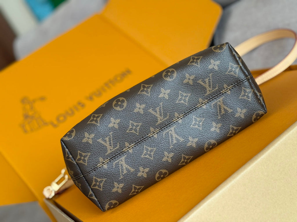 LV 25S BOÉTIE TOTE 25 IN BROWN MONOGRAM COATED CANVAS AND CALFSKIN GOLD HARDWARE