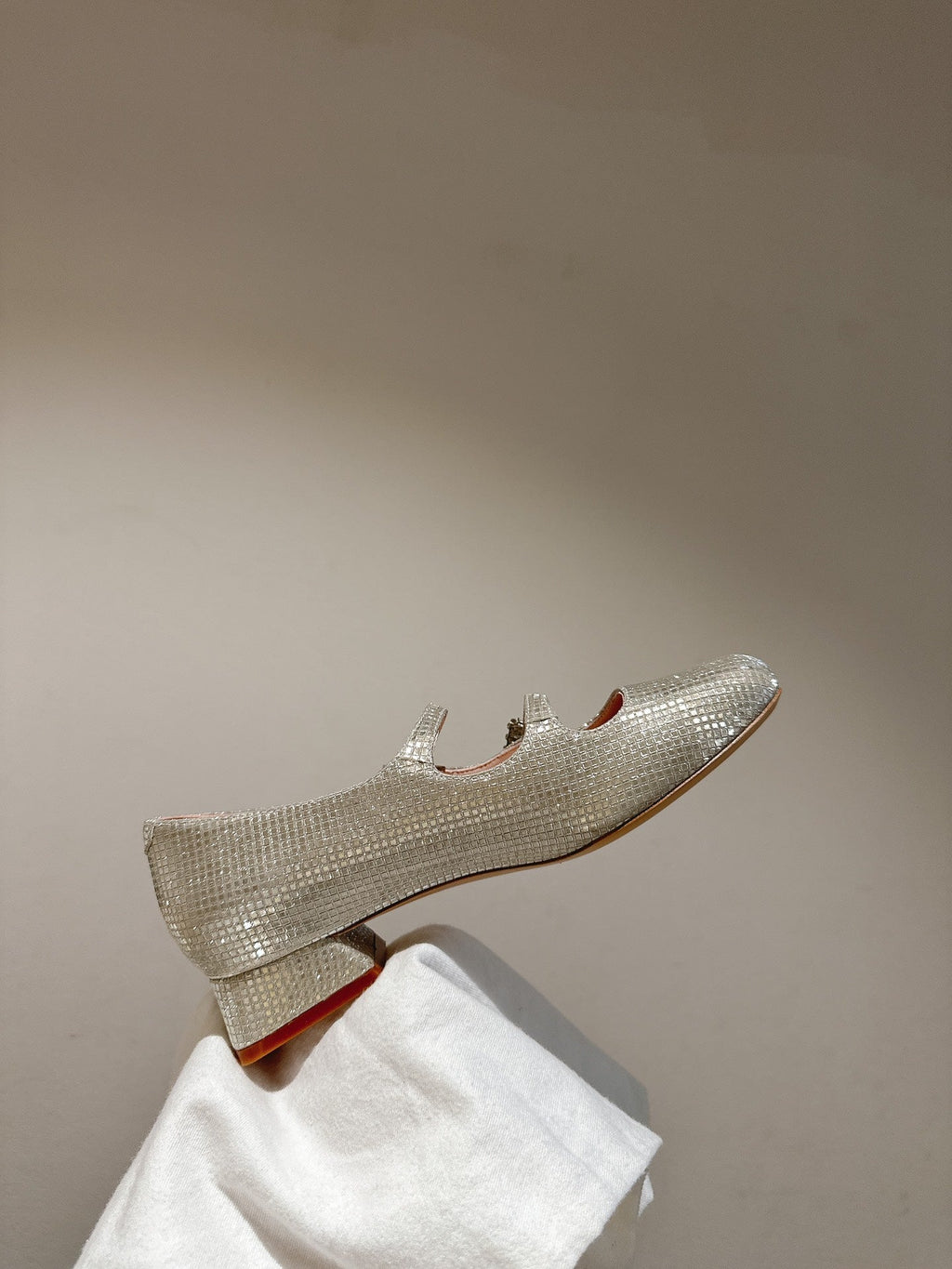 MINI TRES VIVIER STRASS BUCKLE BABIES BALLERINAS IN BEIGE CALFSKIN FULLY EMBELLISHED CRYSTALS