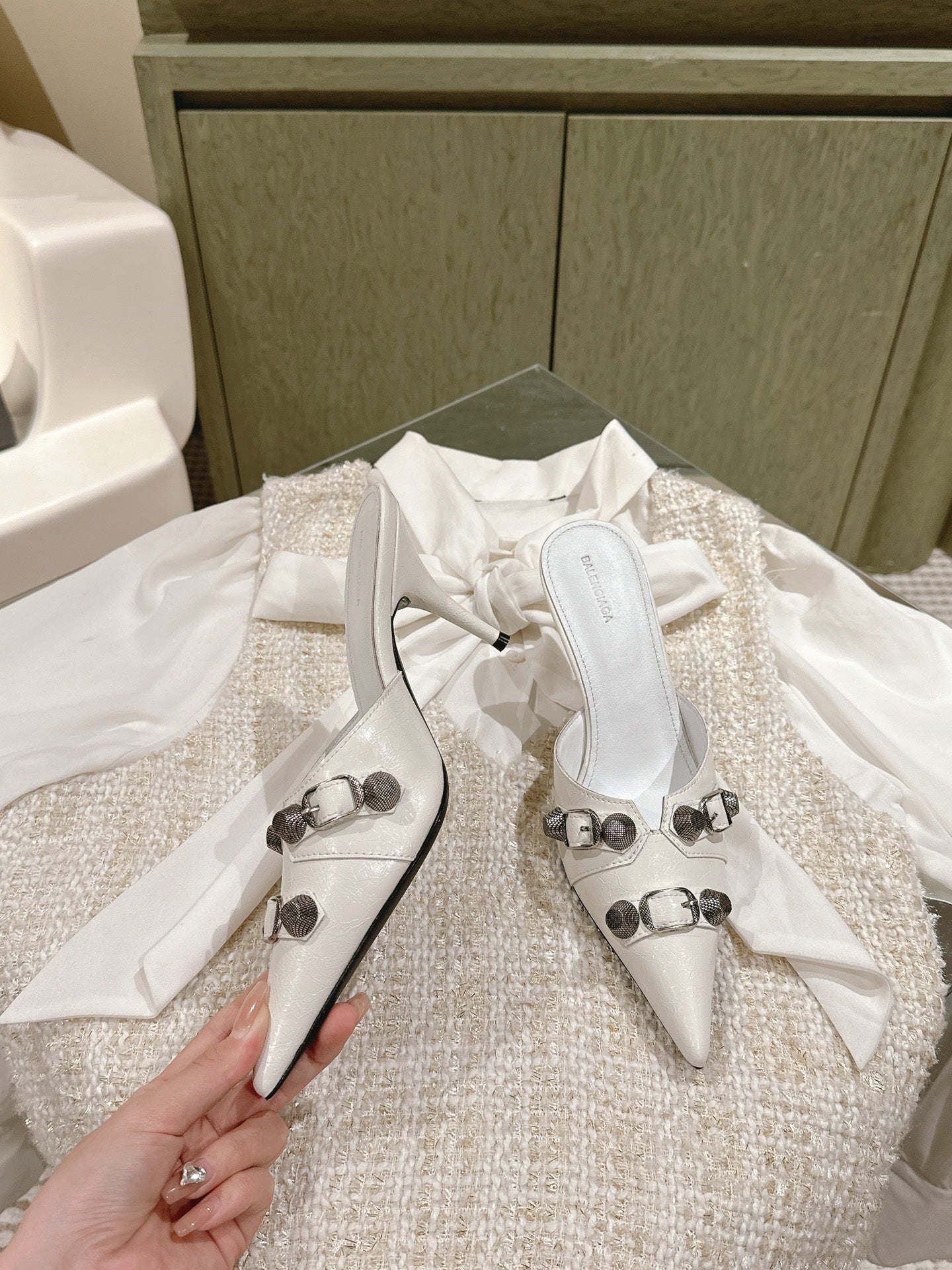 CAGOLE POINTED HIGH MULES IN WHITE SHINY CALFSKIN