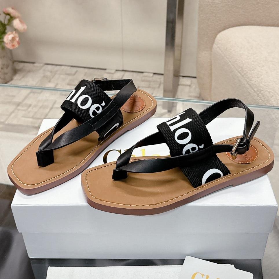 CHLOÉ THONG SANDALS IN BLACK CALFSKIN AND CANVAS