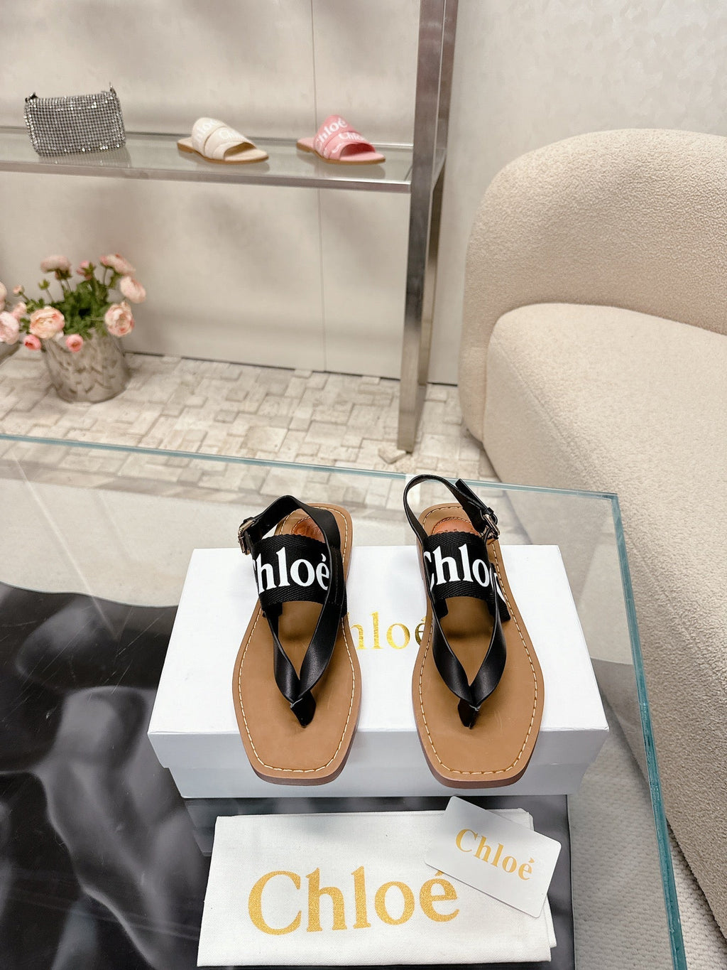 CHLOÉ THONG SANDALS IN BLACK CALFSKIN AND CANVAS