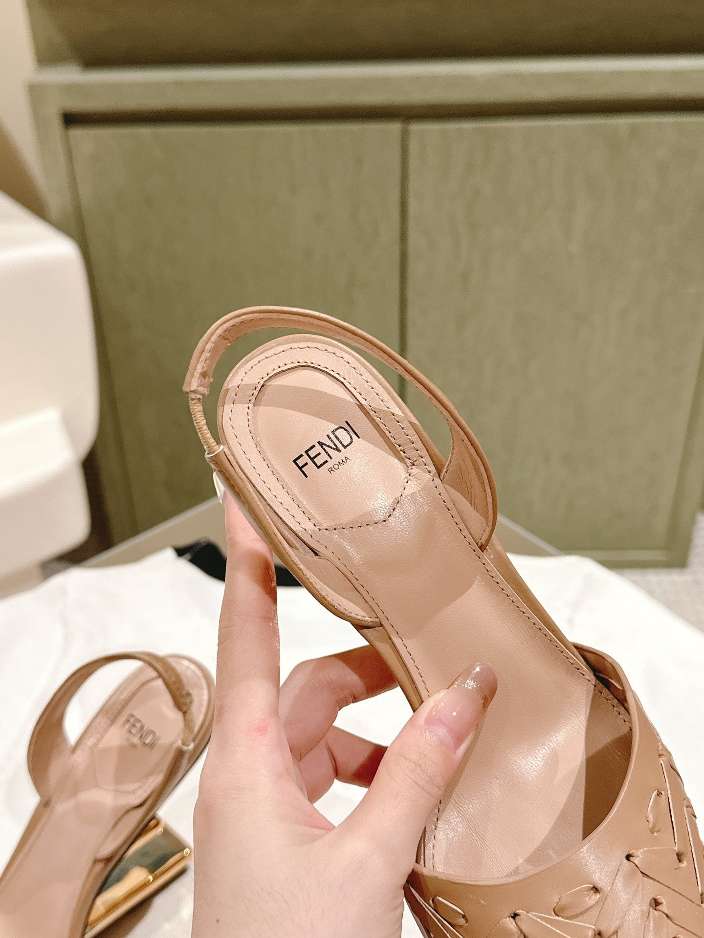 FENDI FIRST HIGH-HEELED SLINGBACK 85 MM IN TUSCAN TAN LAMBSKIN GOLD HARDWARE