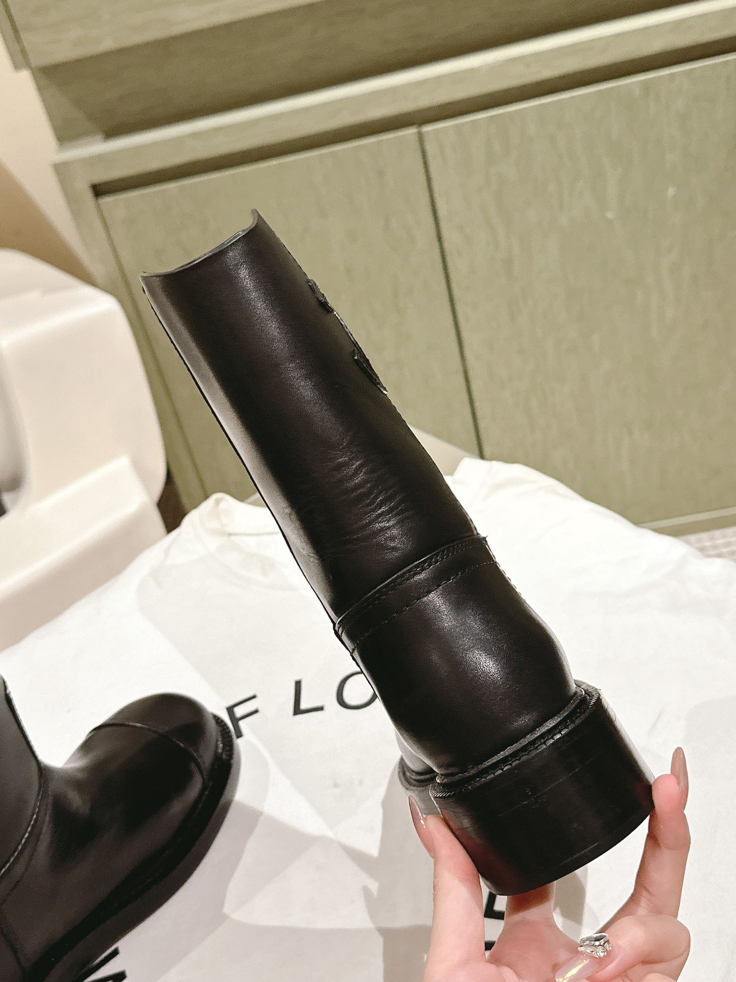 CC SHORT BOOTS BLACK CALFSKIN