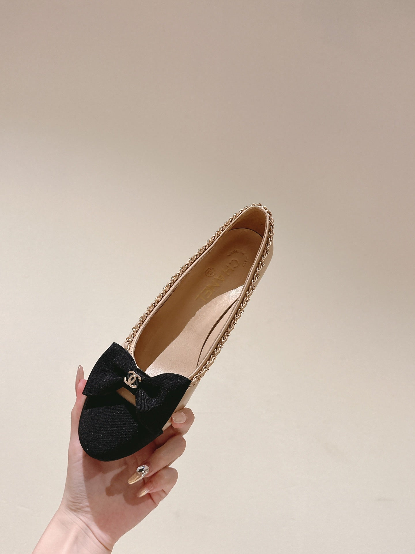 CC HIGH HEELS BEIGE CREAM CALFSKIN AND FABRIC