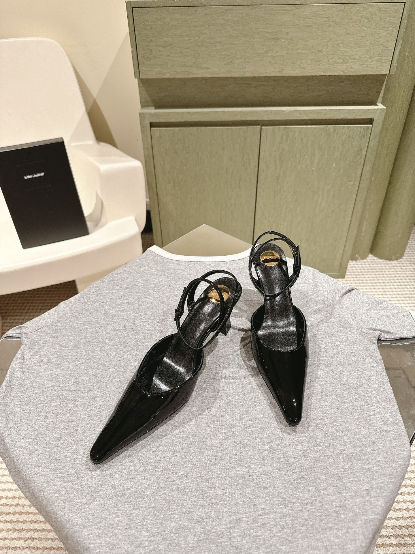 AIMÉE HIGH 8 CM SLINGBACK PUMPS IN BLACK PATENT CALFSKIN