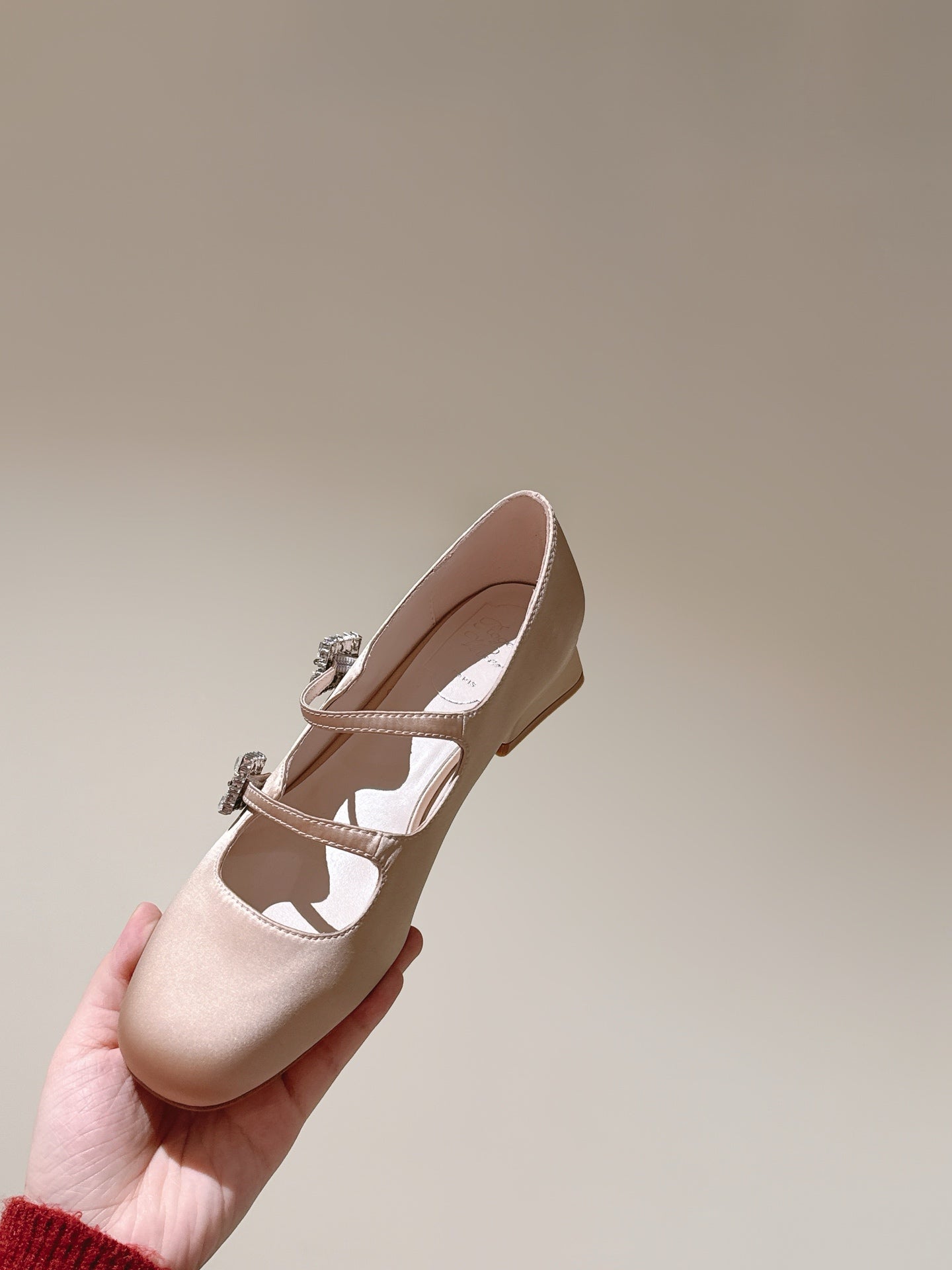 TRÈS VIVIER MARY JANE DOUBLE-STRAP IN NUDE SILK