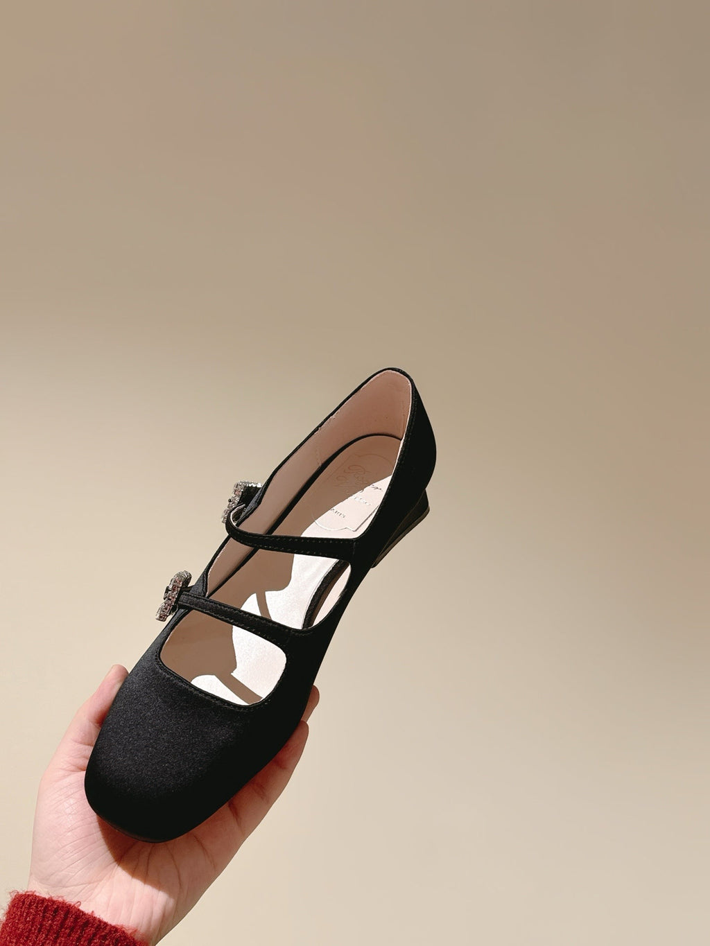 TRÈS VIVIER MARY JANE DOUBLE-STRAP IN BLACK SILK