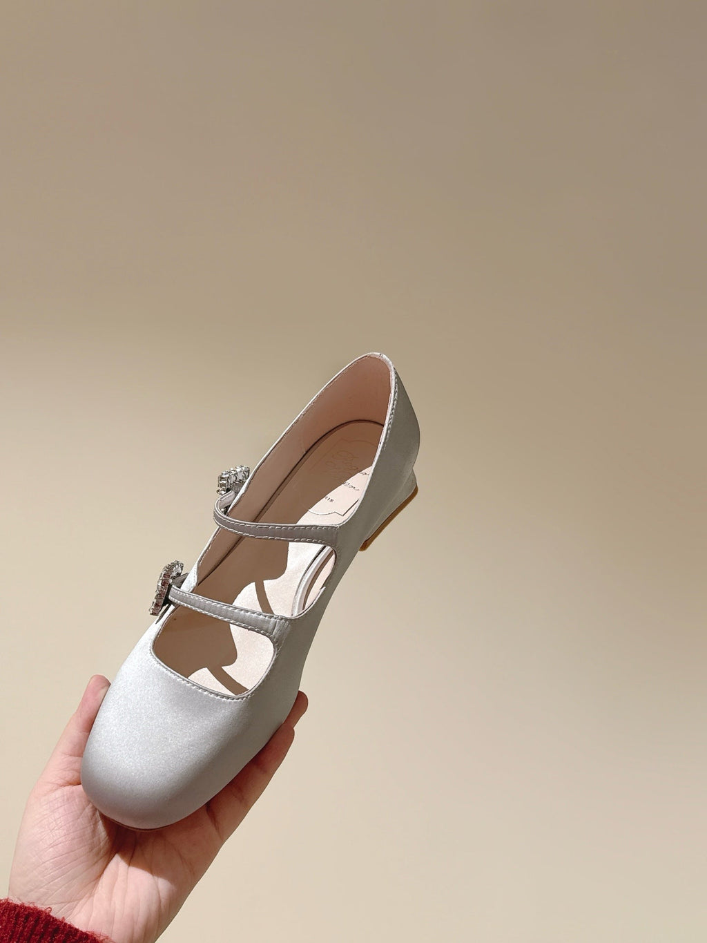 TRÈS VIVIER MARY JANE DOUBLE-STRAP IN SILVER SILK