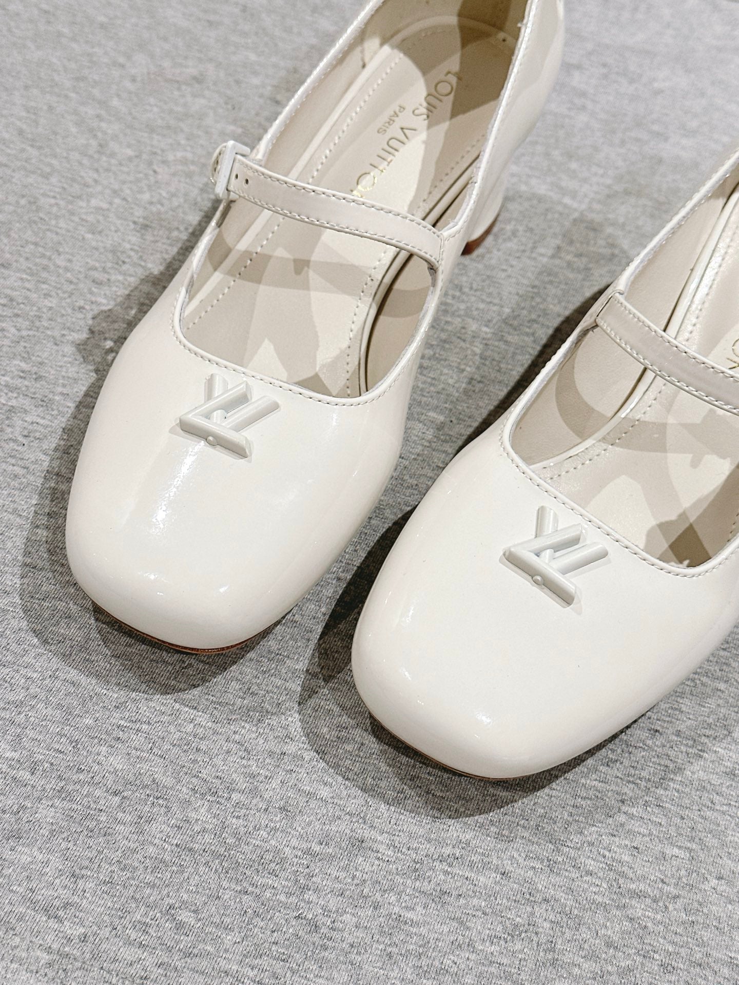 SWING HIGH MARY JANE 55 MM IN WHITE PATENT CALFSKIN