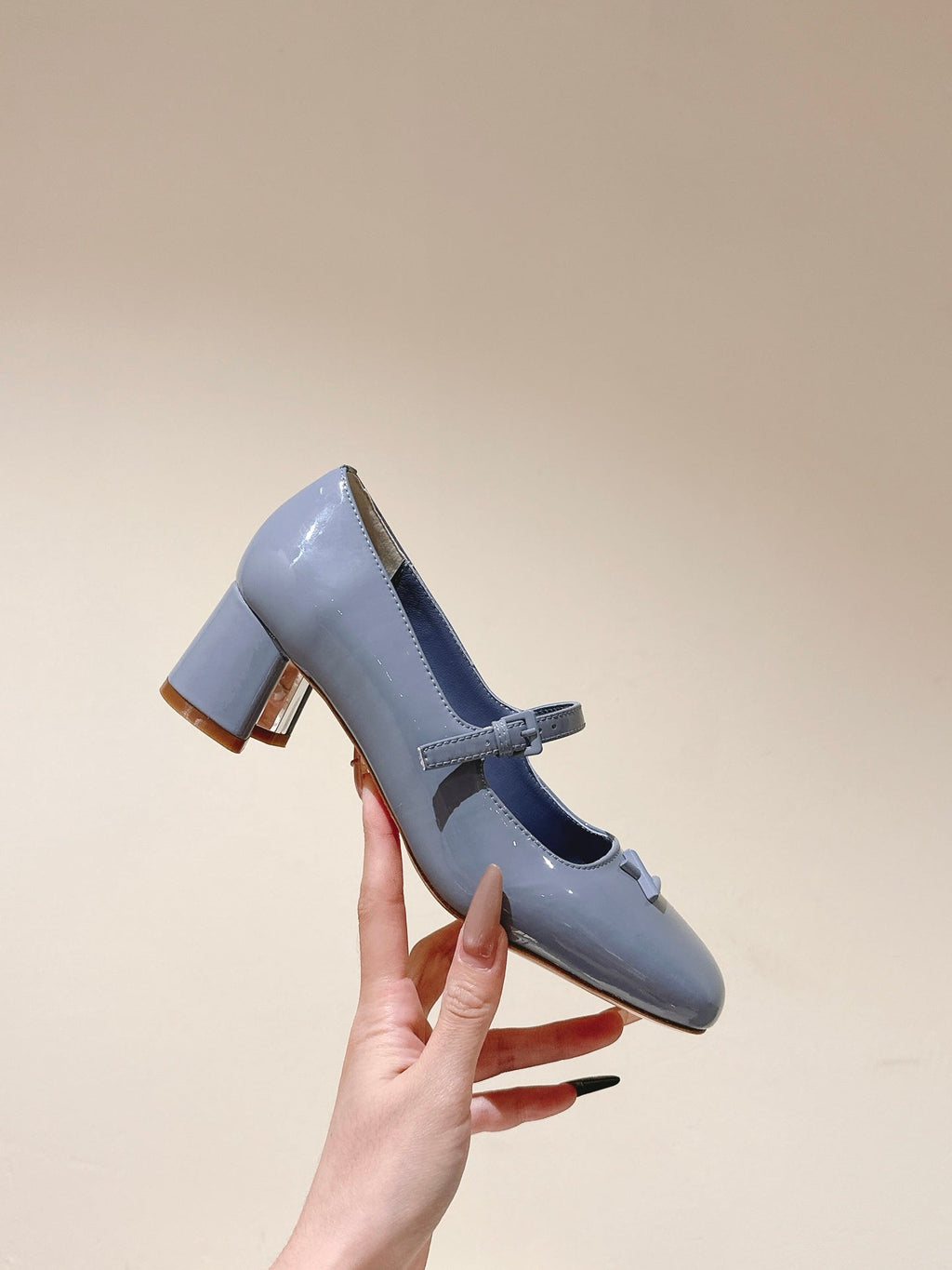 SWING HIGH MARY JANE 55 MM IN ICE BLUE PATENT CALFSKIN